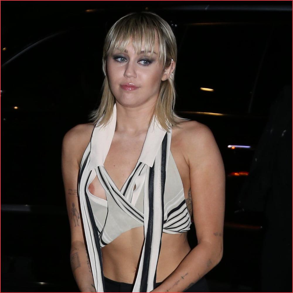 24P Miley Cyrus Nip Slip 02-12-2020