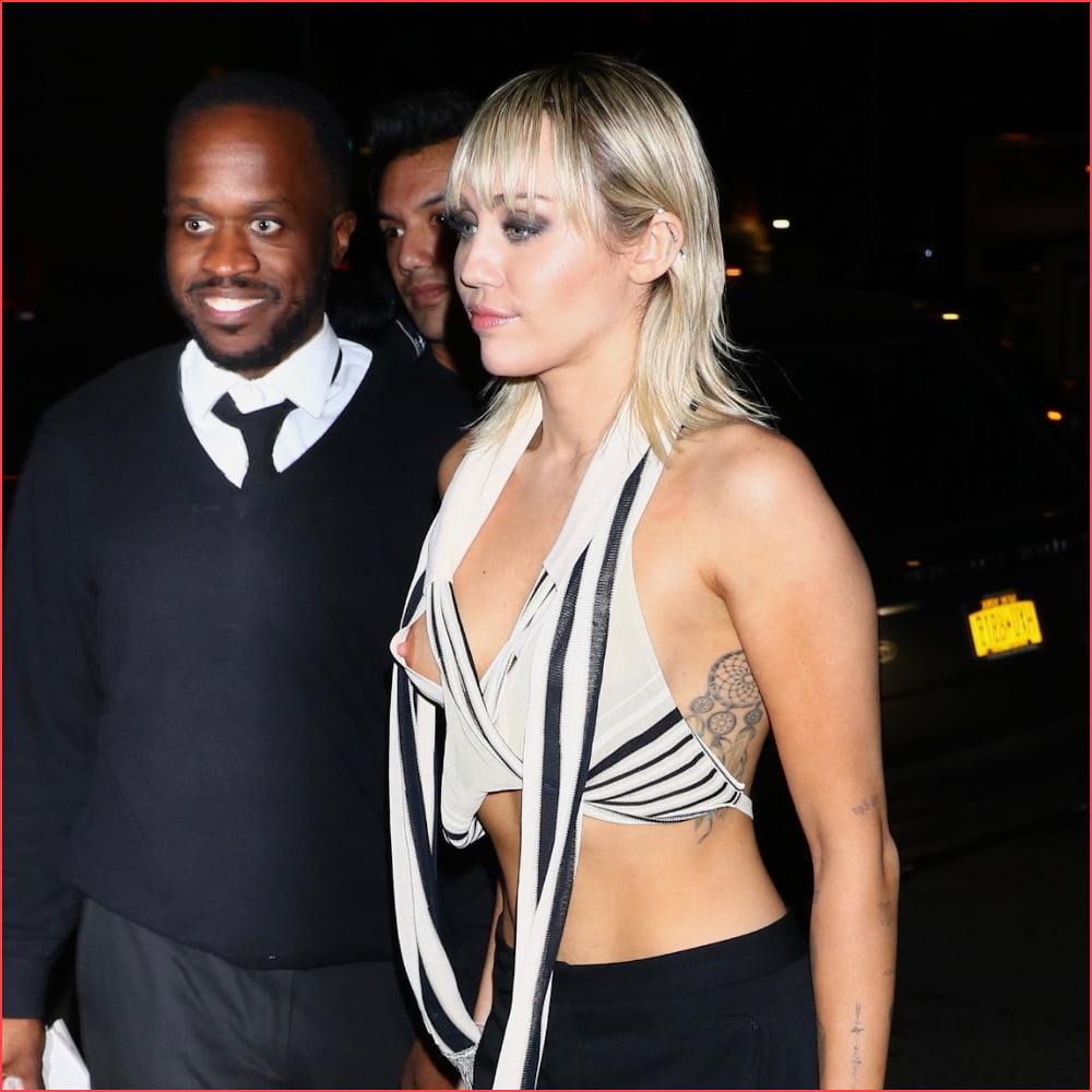 24P Miley Cyrus Nip Slip 02-12-2020