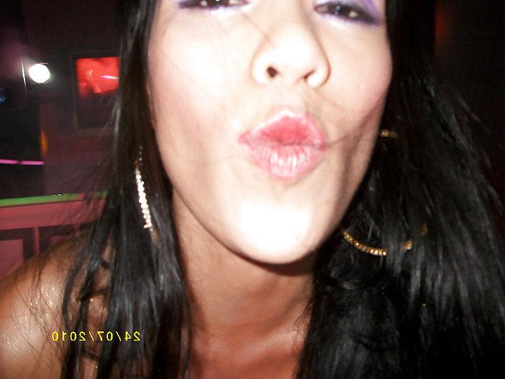 25P Sexy Young Hot Latina Girls Dancing