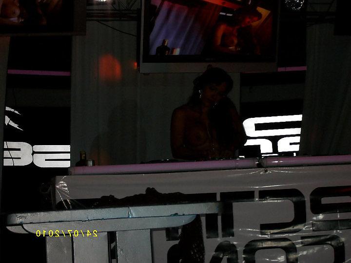 25P Sexy Young Hot Latina Girls Dancing