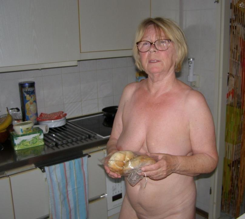 16P in the kitchen