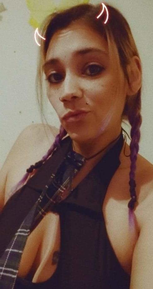 9P Daddy's naughty school girl