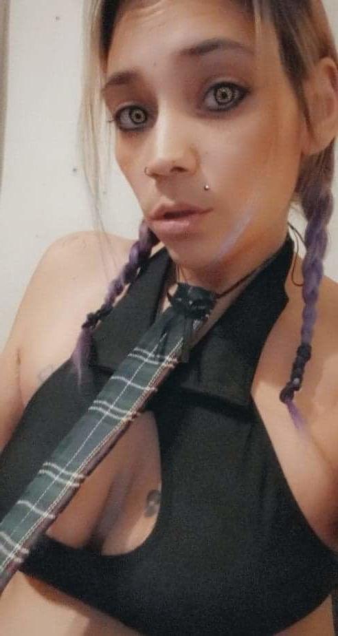 9P Daddy's naughty school girl