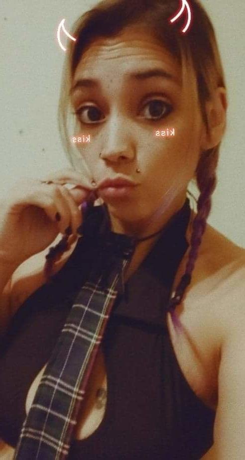 9P Daddy's naughty school girl