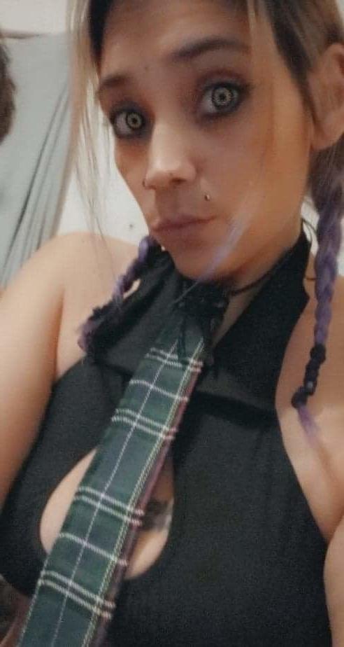 9P Daddy's naughty school girl