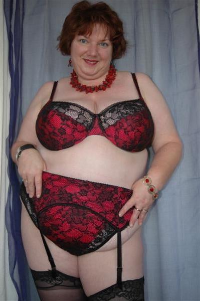 25P Chris44g Red &amp; Black Lingerie