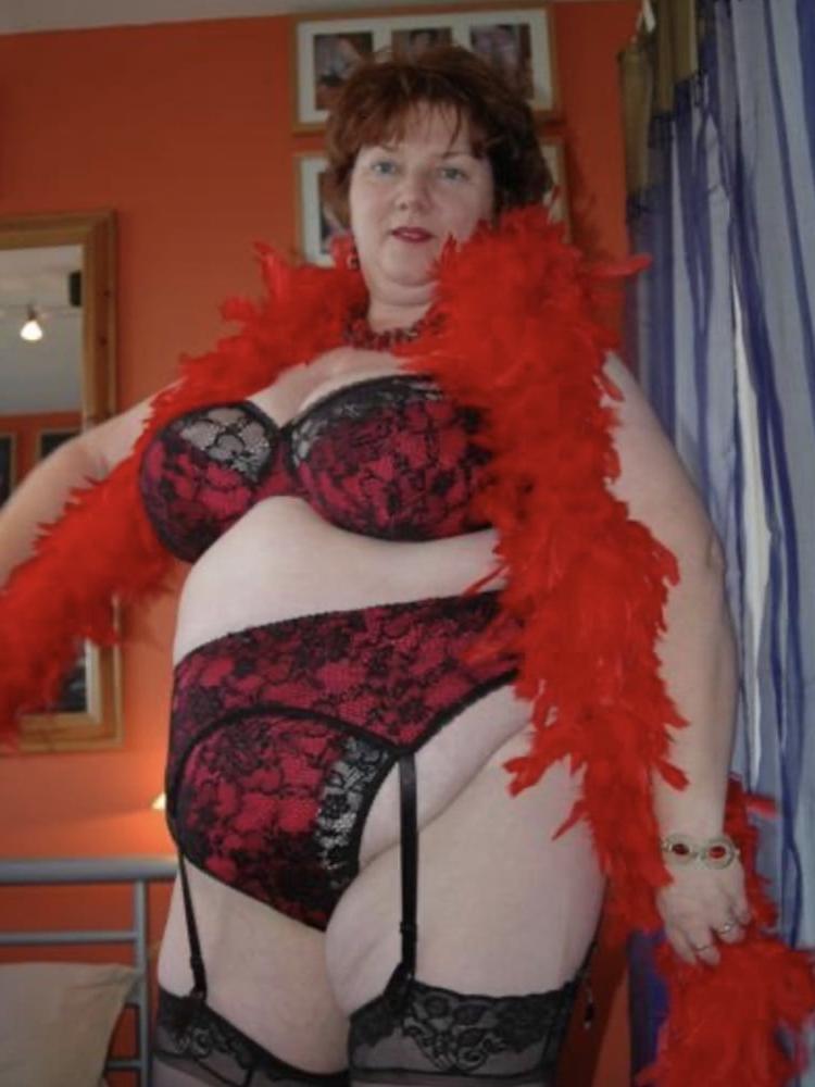 25P Chris44g Red &amp; Black Lingerie