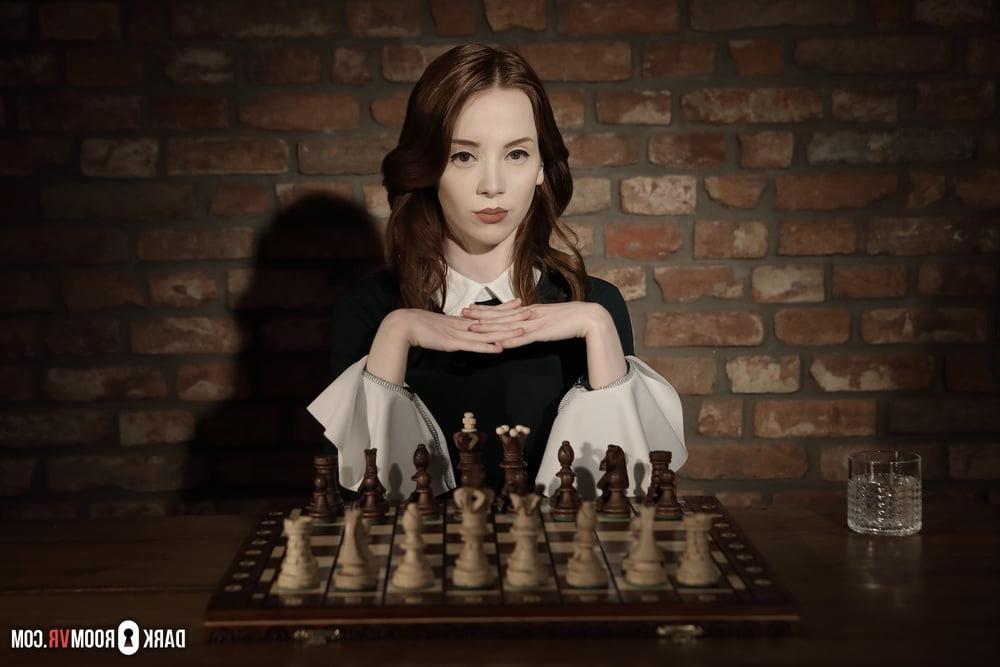 25P 'Checkmate, bitch!' with gorgeous girl Lottie Magne