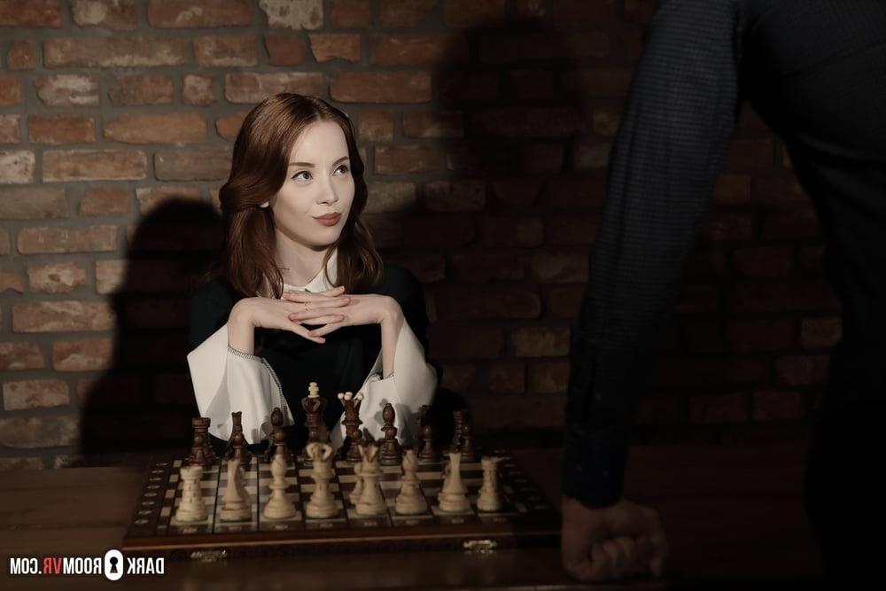 25P 'Checkmate, bitch!' with gorgeous girl Lottie Magne