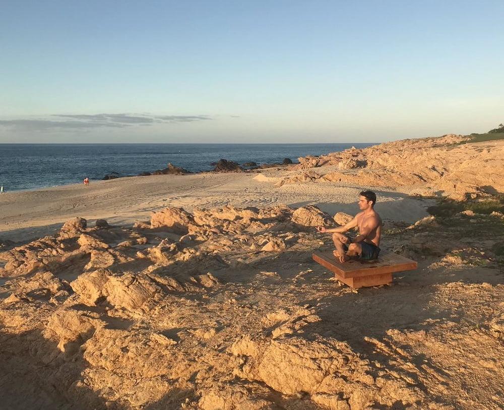 25P Male celeb Zac Efron various shirtless and sexy photos