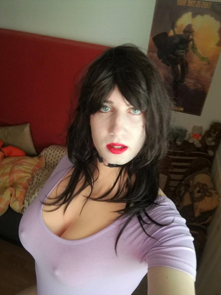 15P Pretty lady violet