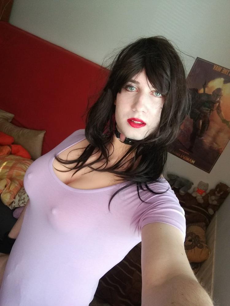 15P Pretty lady violet