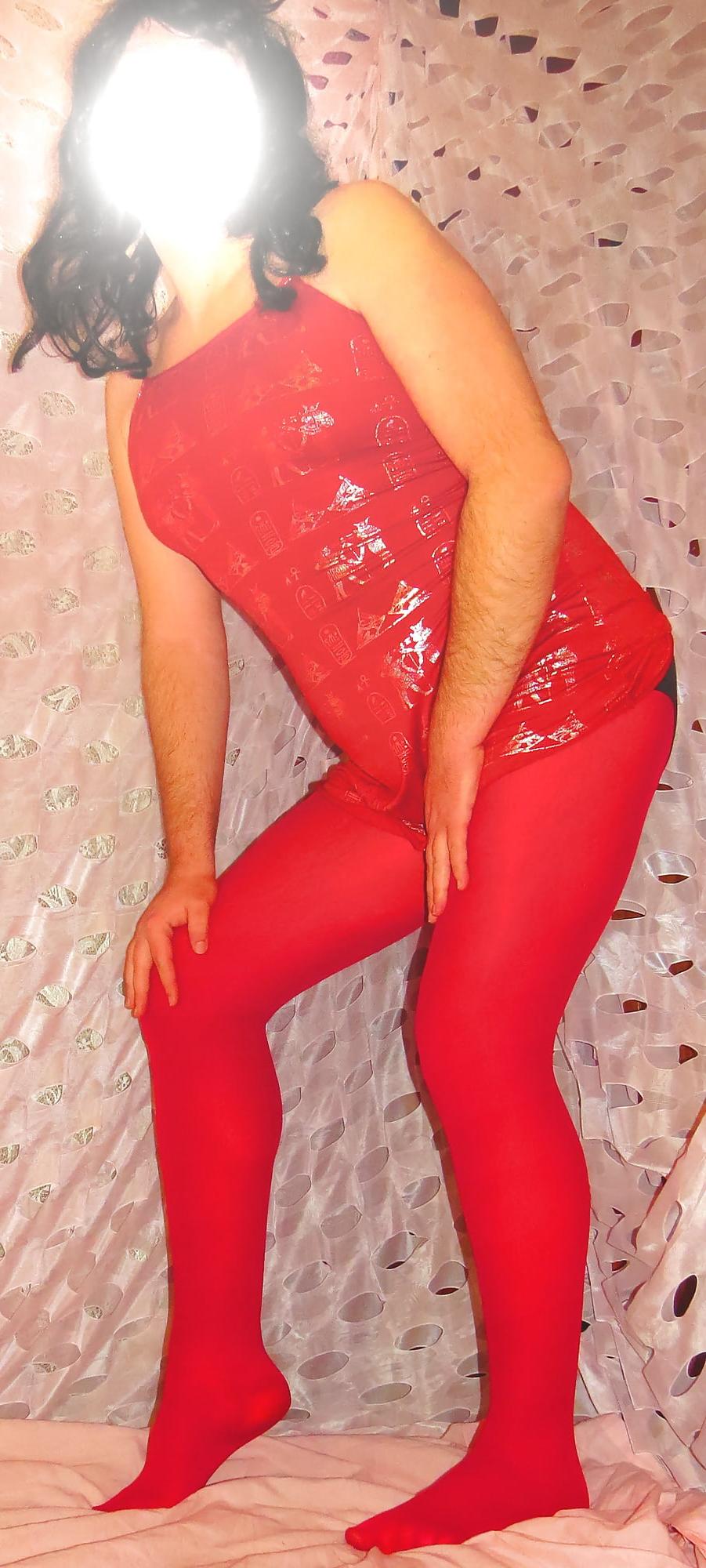 25P Sissy Boy Lovelaska - The beautiful red (part 1)