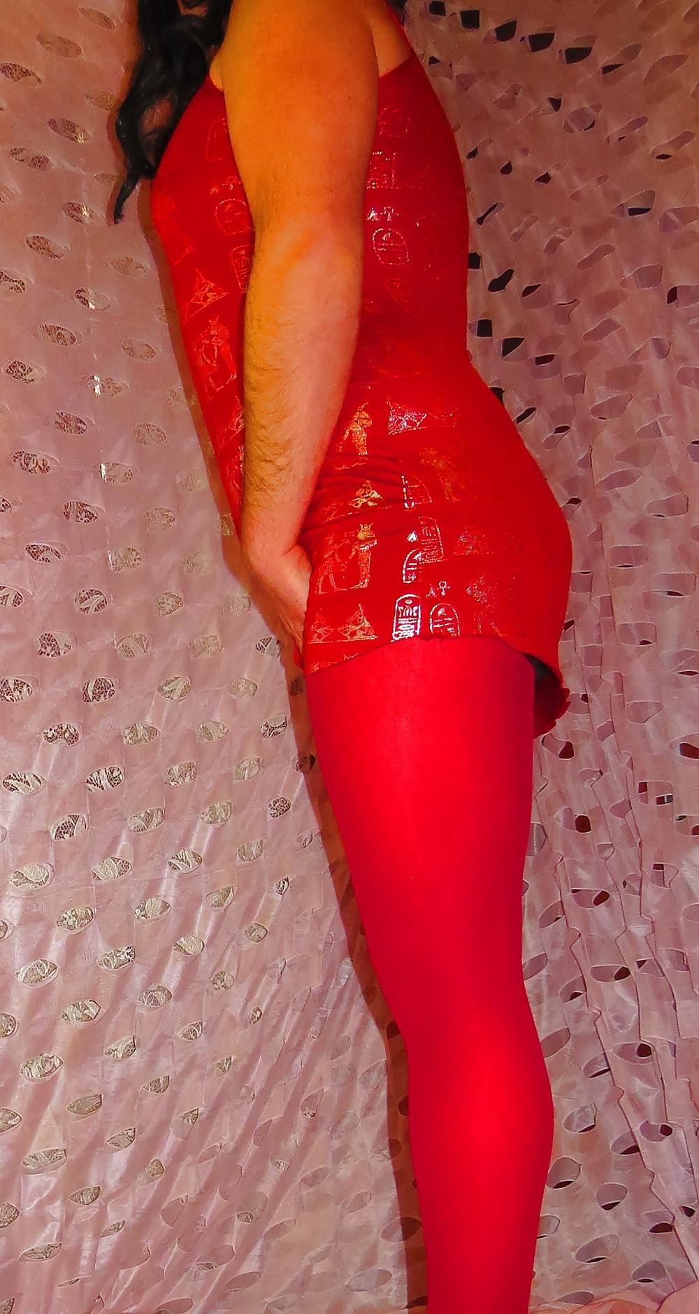 25P Sissy Boy Lovelaska - The beautiful red (part 1)
