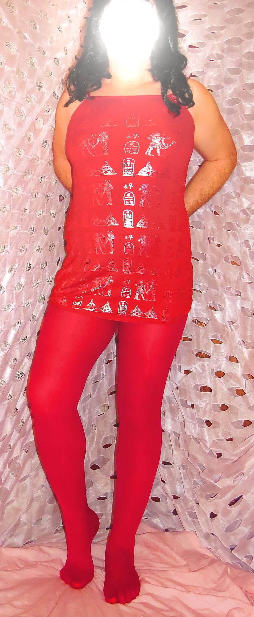 25P Sissy Boy Lovelaska - The beautiful red (part 1)