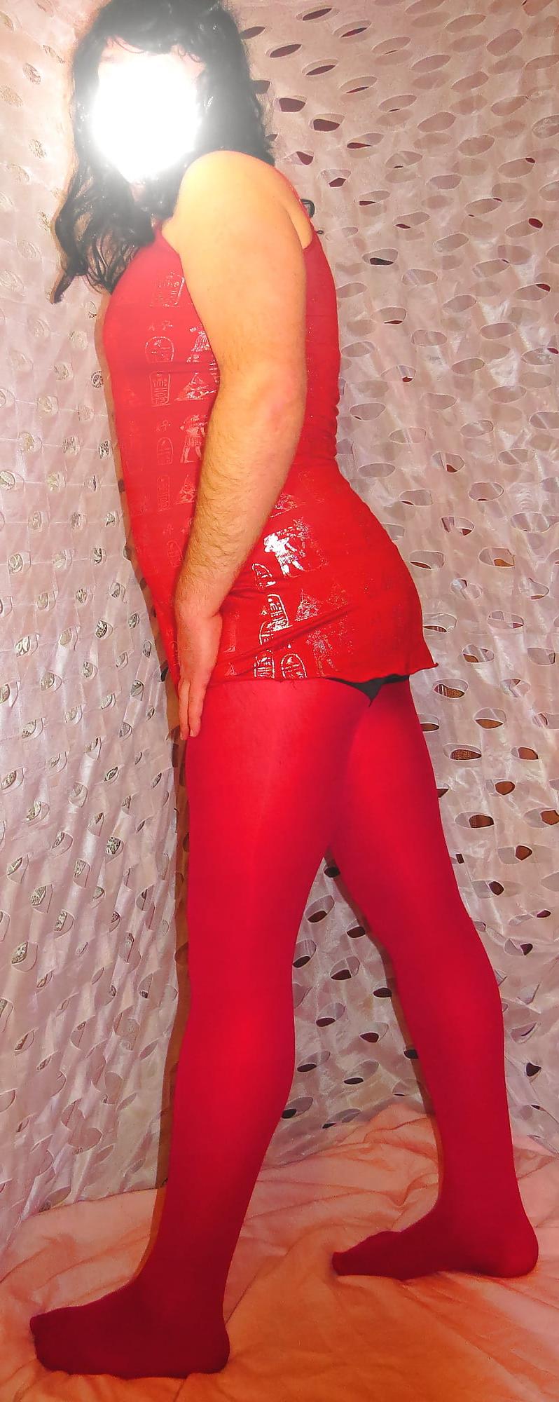 25P Sissy Boy Lovelaska - The beautiful red (part 1)
