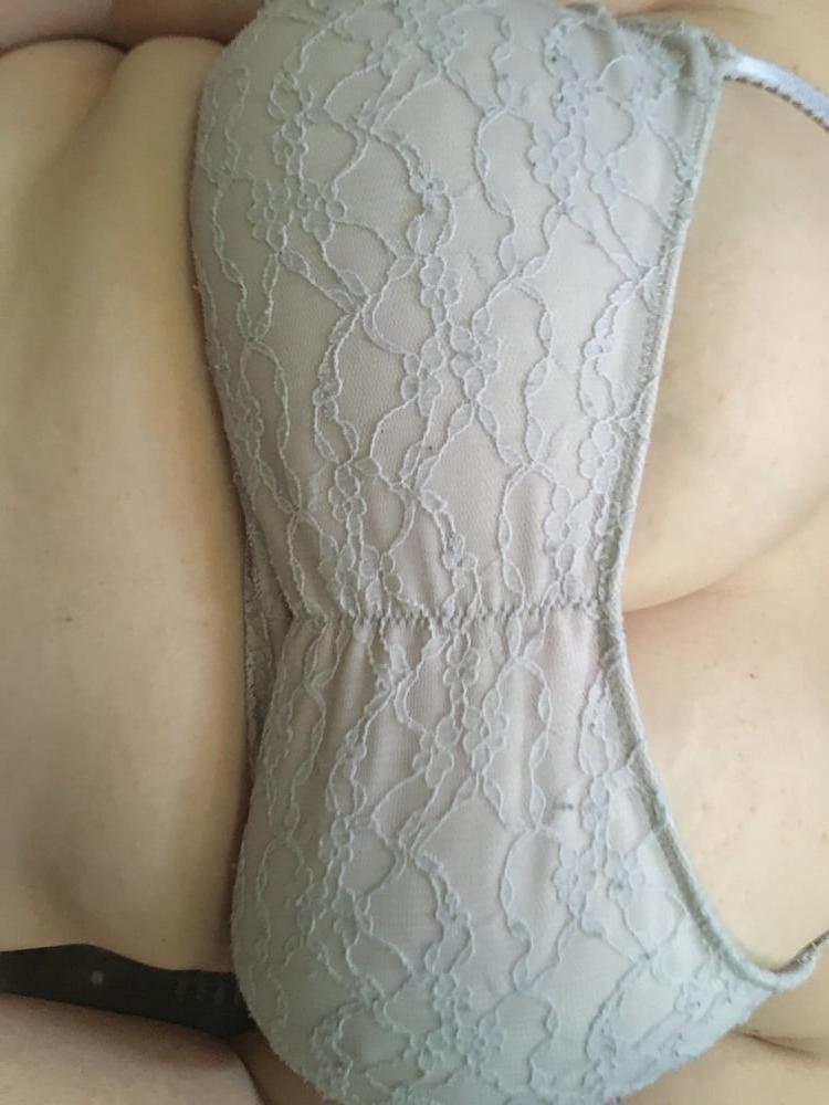 24P Sexykitty's naughty pics