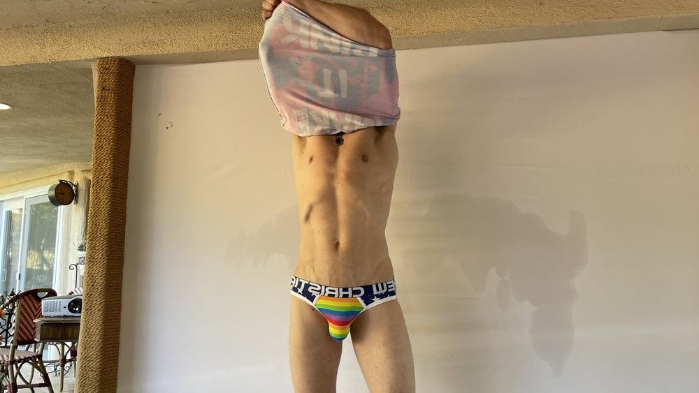20P Naked Photo Shoot