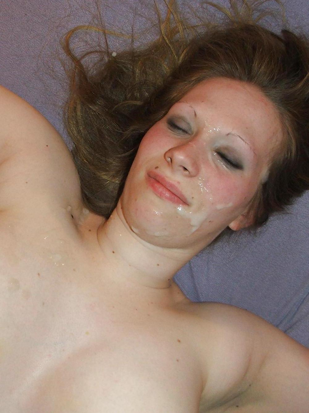 25P SEXY AND HORNY GOTHIC GIRL