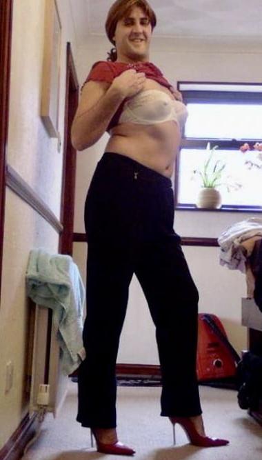 8P Red Top and Sexy Heels
