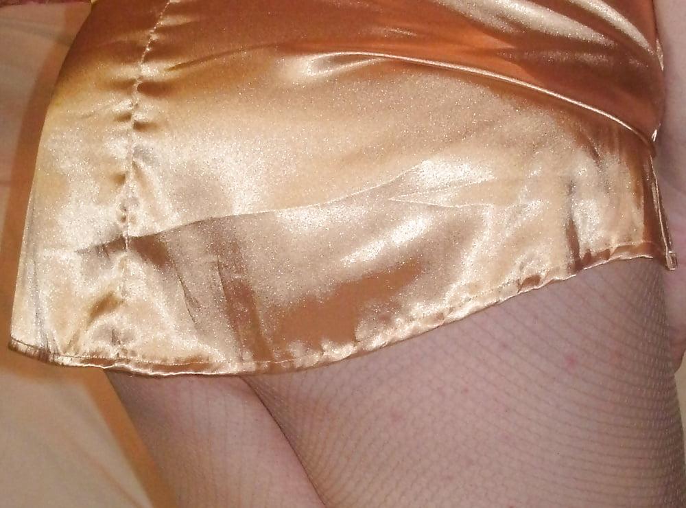 16P Sissy Boy Lovelaska - Golden lady