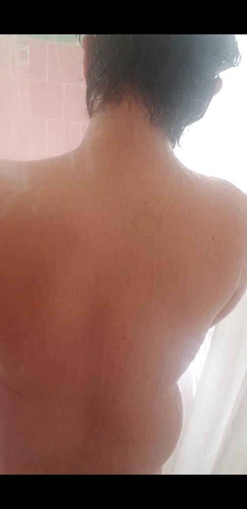 22P Swinging teenage cock in shower
