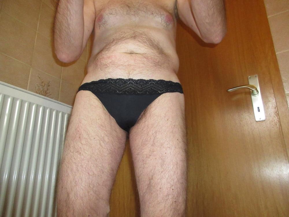 8P Ich in einem getragen Slip einer jungen Dame.