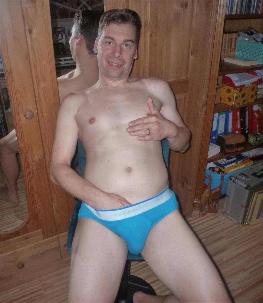 25P In underpants and sexysilps  (In Unterhose und sexysilps)