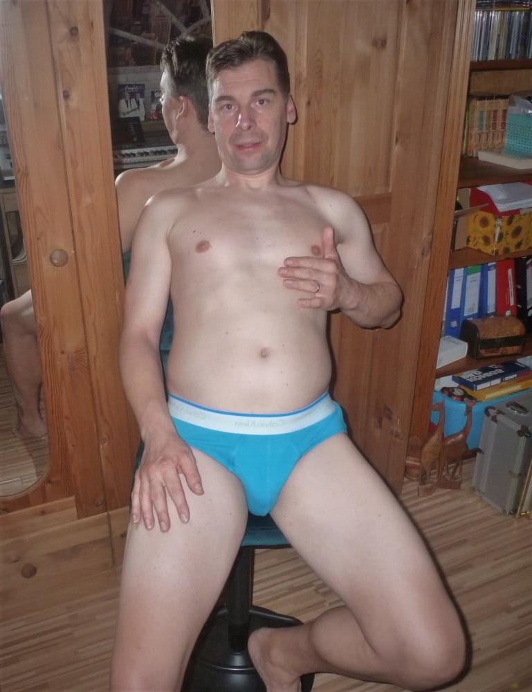 25P In underpants and sexysilps  (In Unterhose und sexysilps)