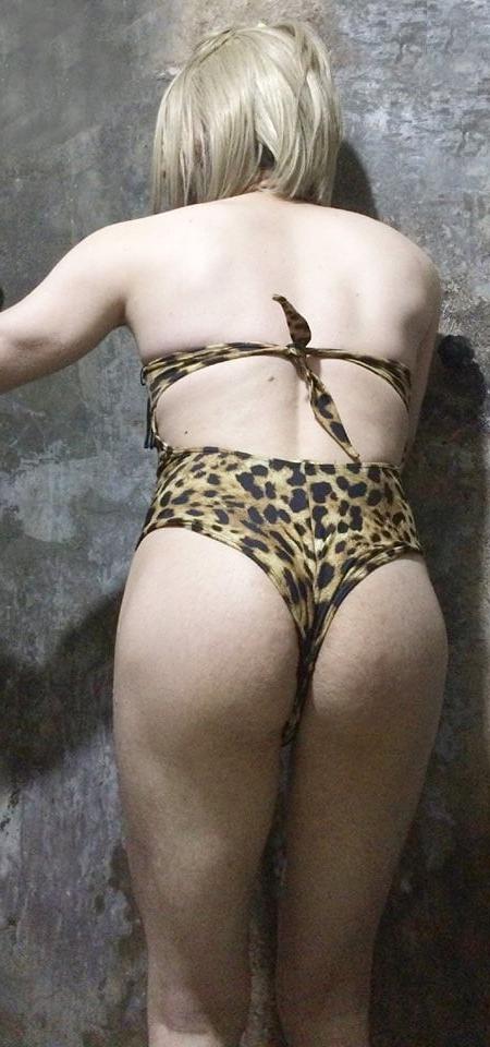 24P bikini