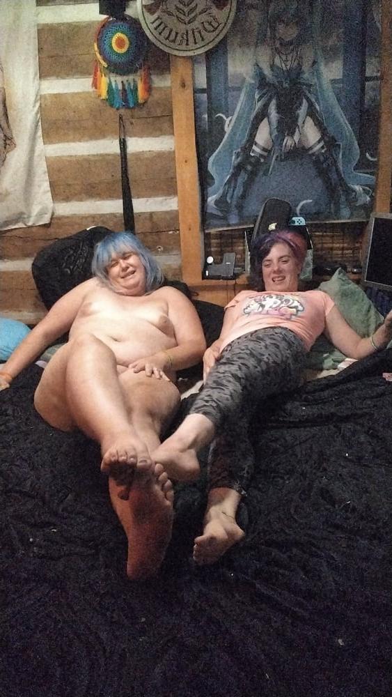 25P Athena's Foot Fetish Palace