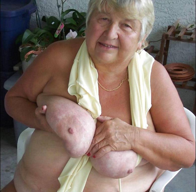 19P Mature-BBW-Ladies 137