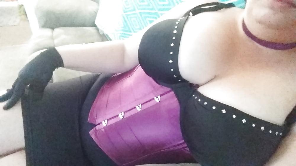 25P Wife &amp; Milf  -  Random Chest - Tits - Cleavage - Boob Shots