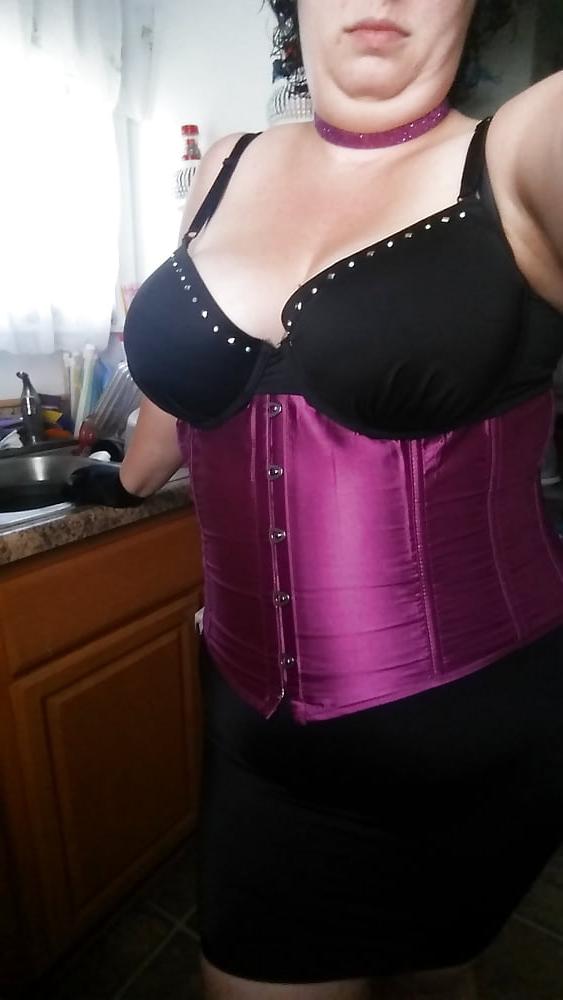 25P Wife &amp; Milf  -  Random Chest - Tits - Cleavage - Boob Shots