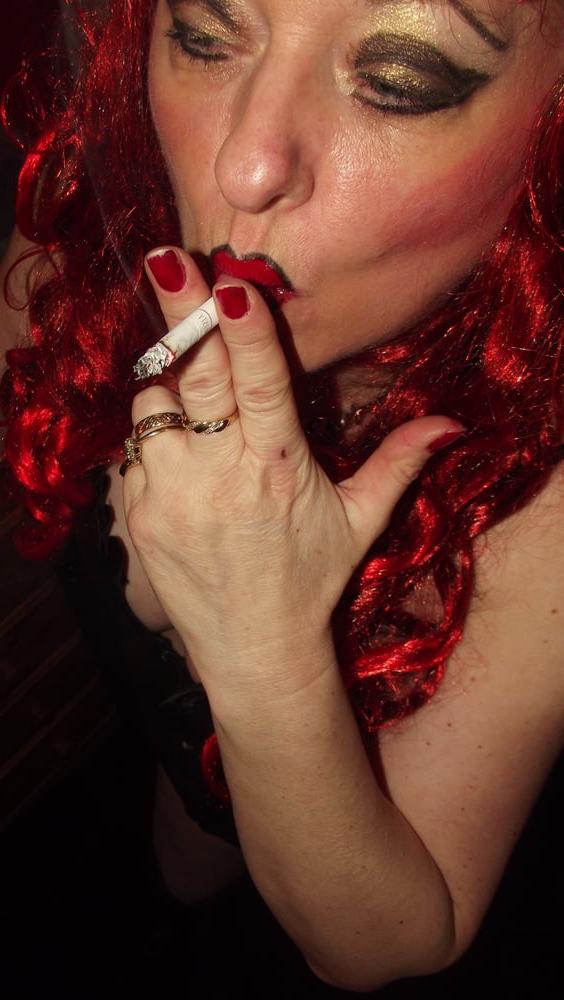 25P RED