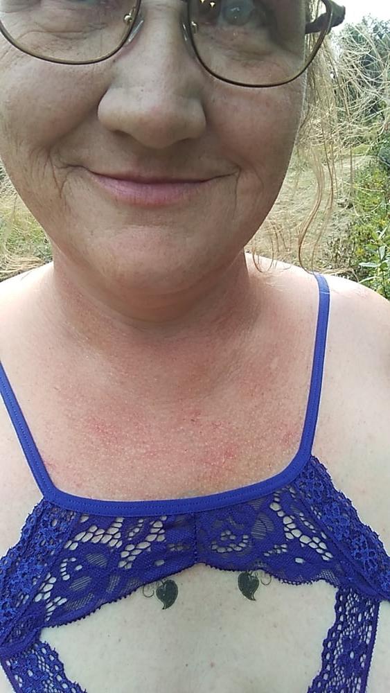 15P lingerie in nature 2