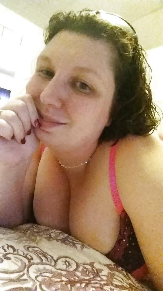 14P Wife &amp; Milf  -  Random Chest - Tits - Cleavage - Boob Shots