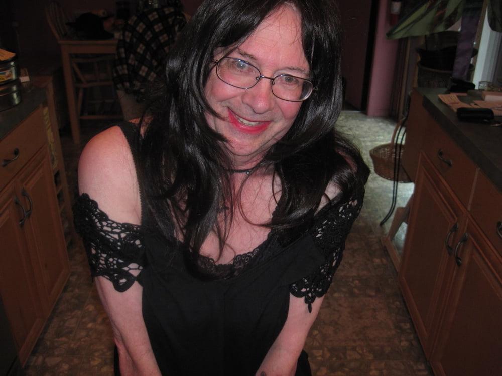 11P Trixie's new black lace outfit with surprise!