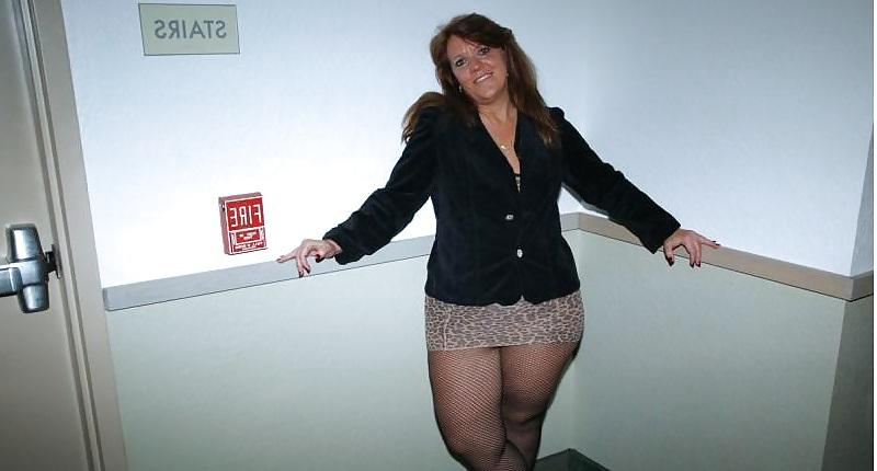 25P Gorda Debaixo da saia  - bbw Under the skirt 