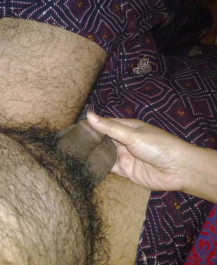 25P British pakistani couple having fun