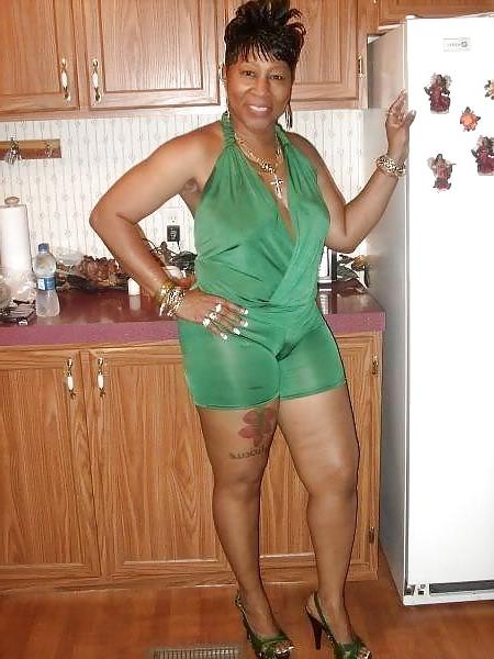 25P More Sexy Black Women