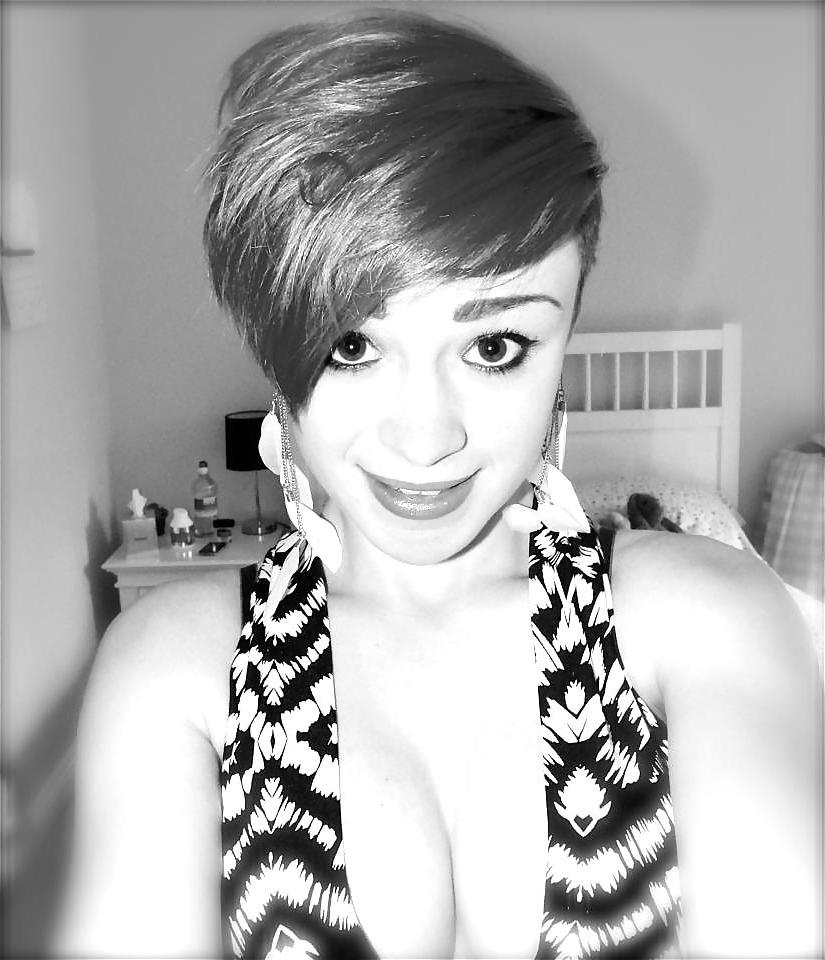 25P British Teen Slut Sophie