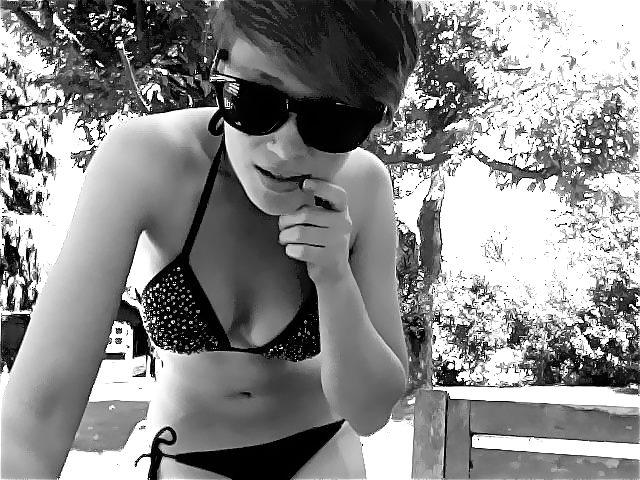 25P British Teen Slut Sophie