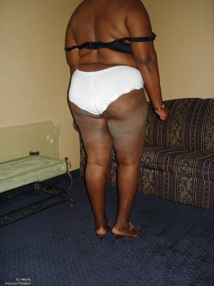 9P BLACK  GRANNY (GILFS)