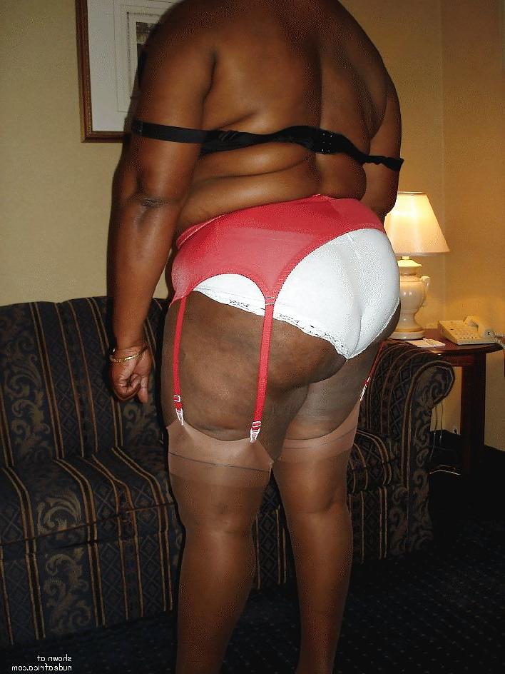 9P BLACK  GRANNY (GILFS)