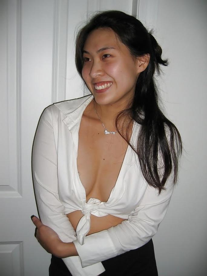16P BEAUTIFUL SEXY ASIAN MILF IV