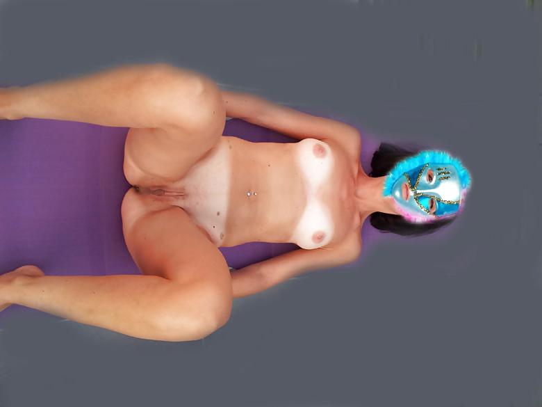 10P Mireille 30year slut !!!!... tribune please....part. three