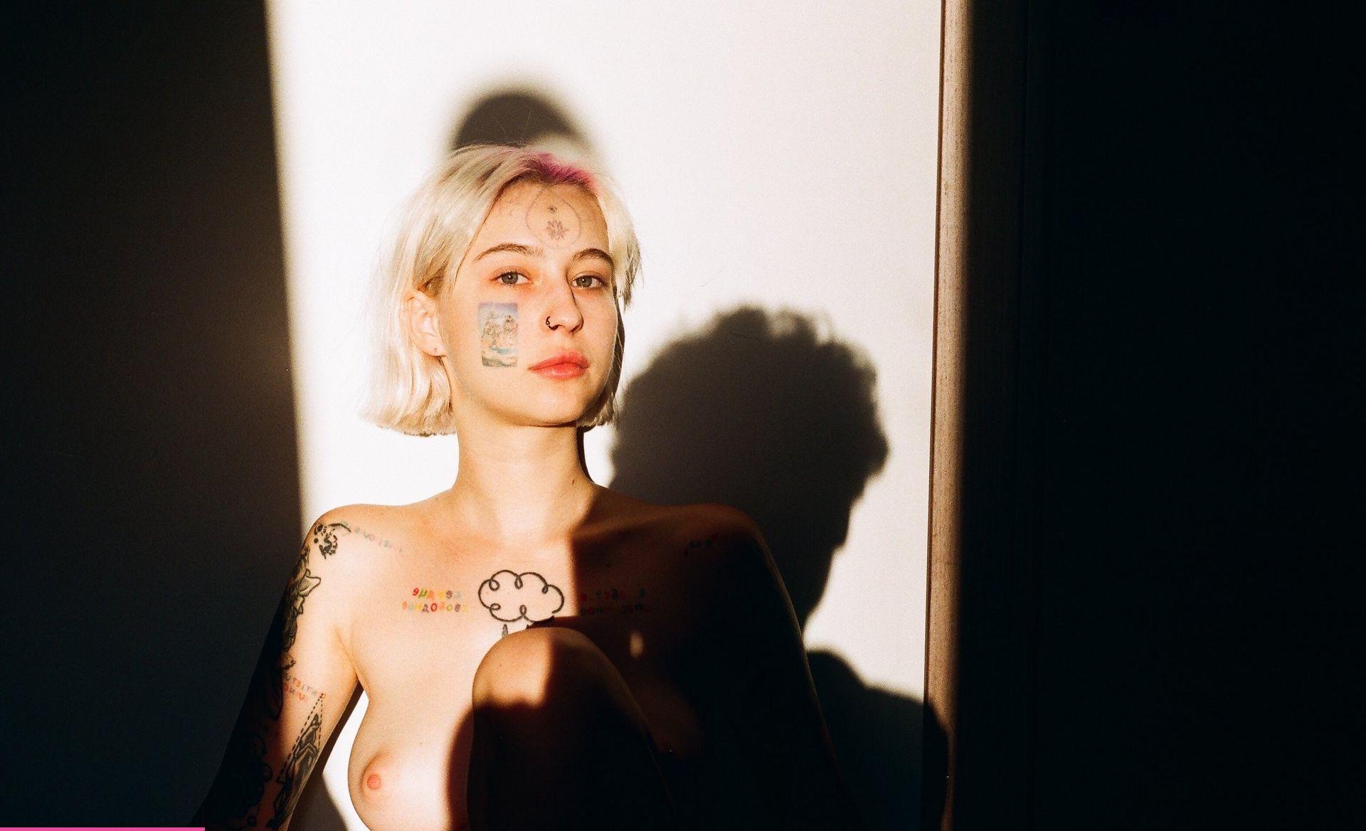21P The Saddest Goddess nude