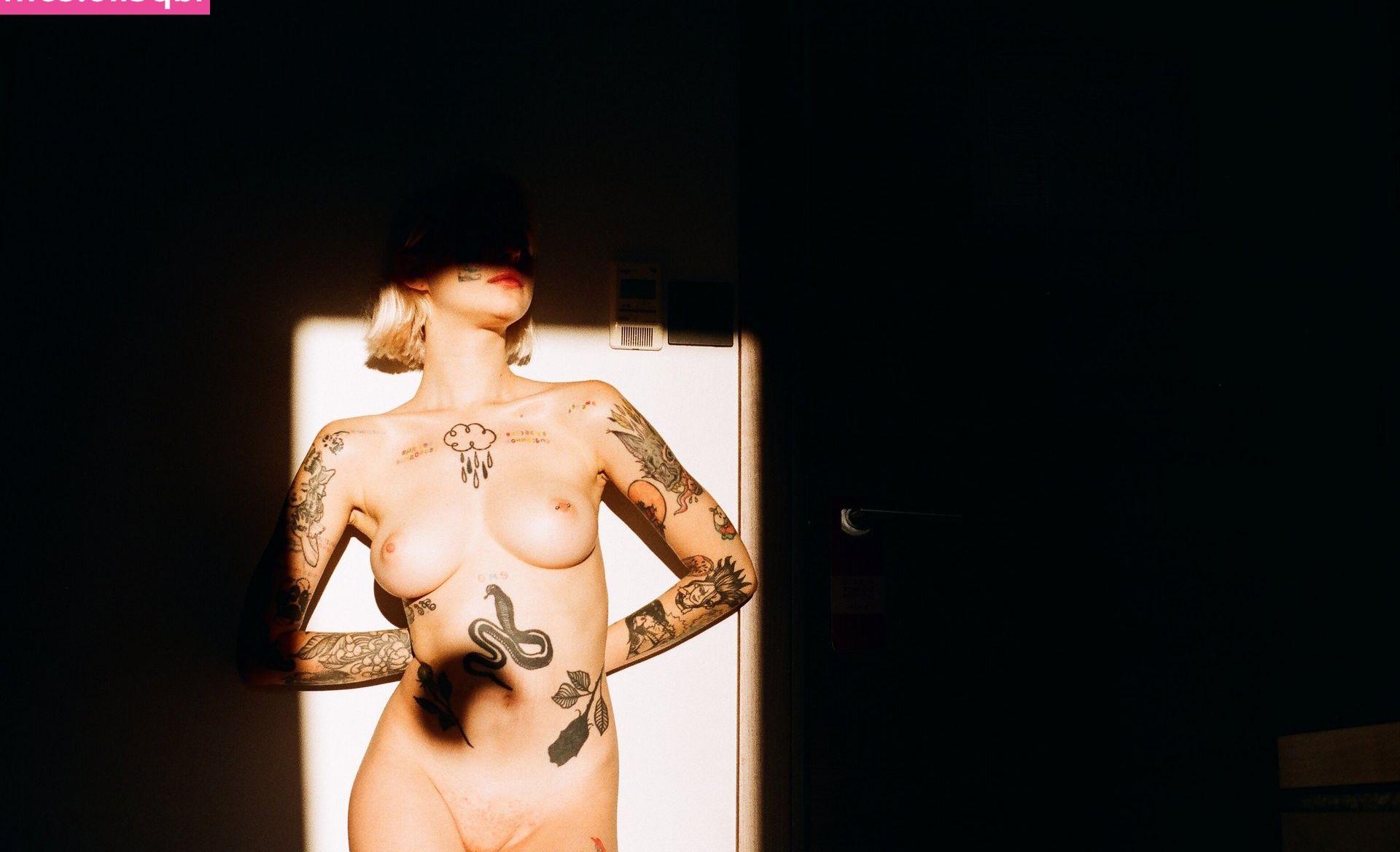 21P The Saddest Goddess nude