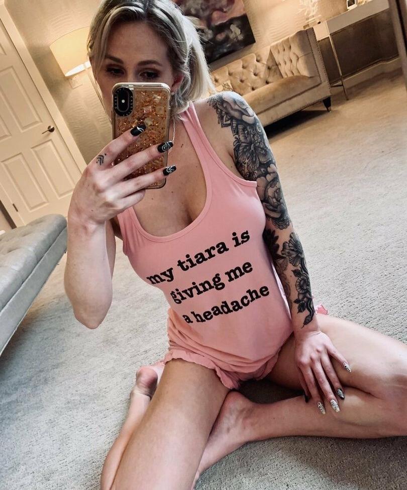 25P Goddess Amanda nude